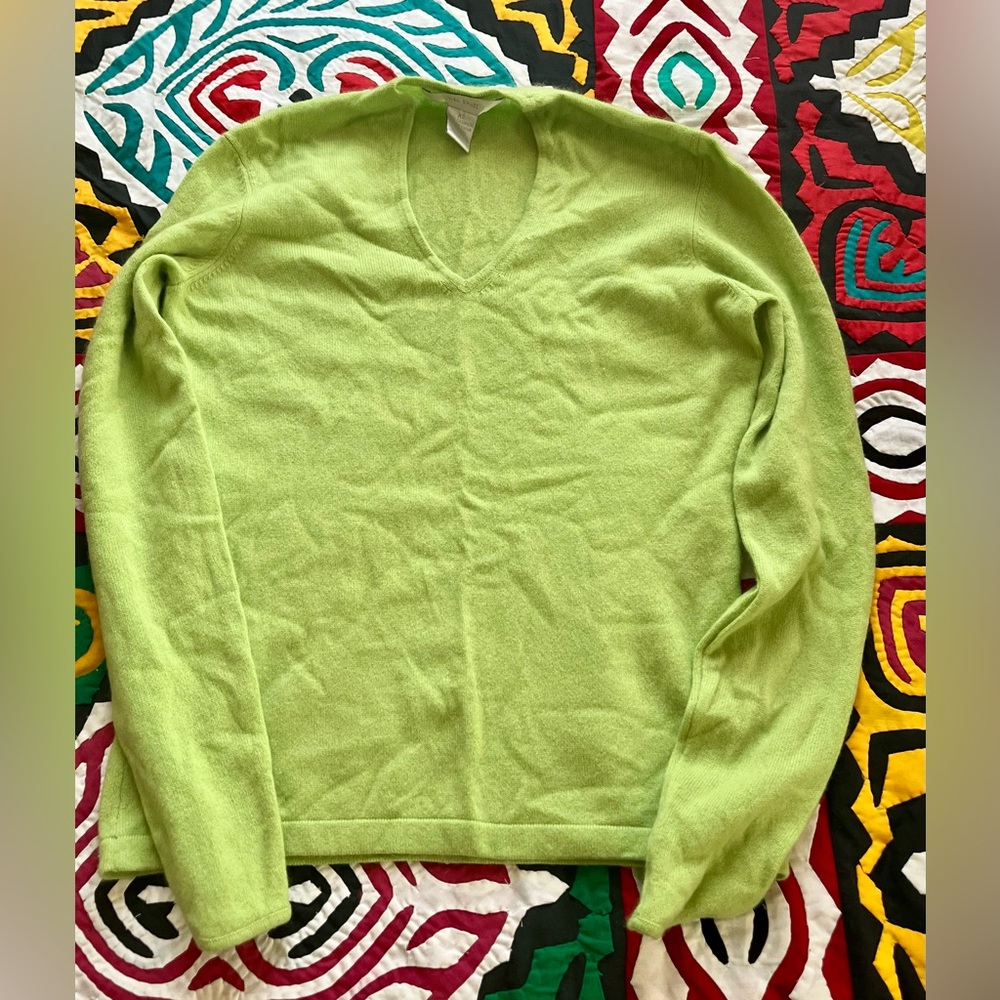 V-Neck Lime Green Cashmere Sweater
